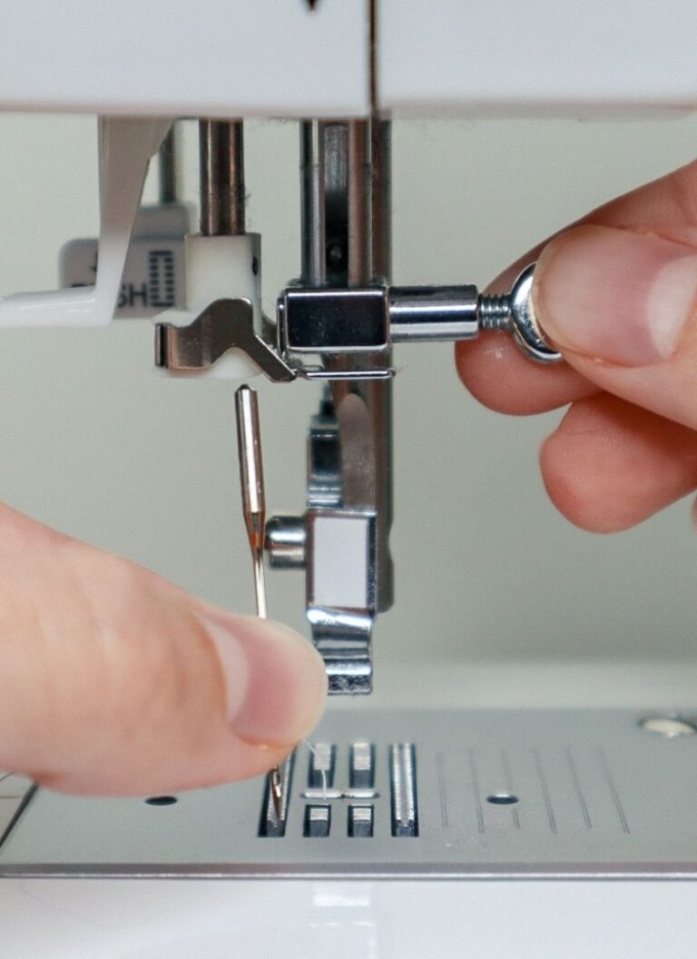 How to Change a Sewing Machine Needle